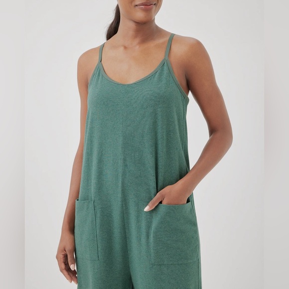 NWT Pact Organic Cotton Blend Cool Stretch Lounge Jumpsuit W Built In Shelf Bra - Picture 4 of 5